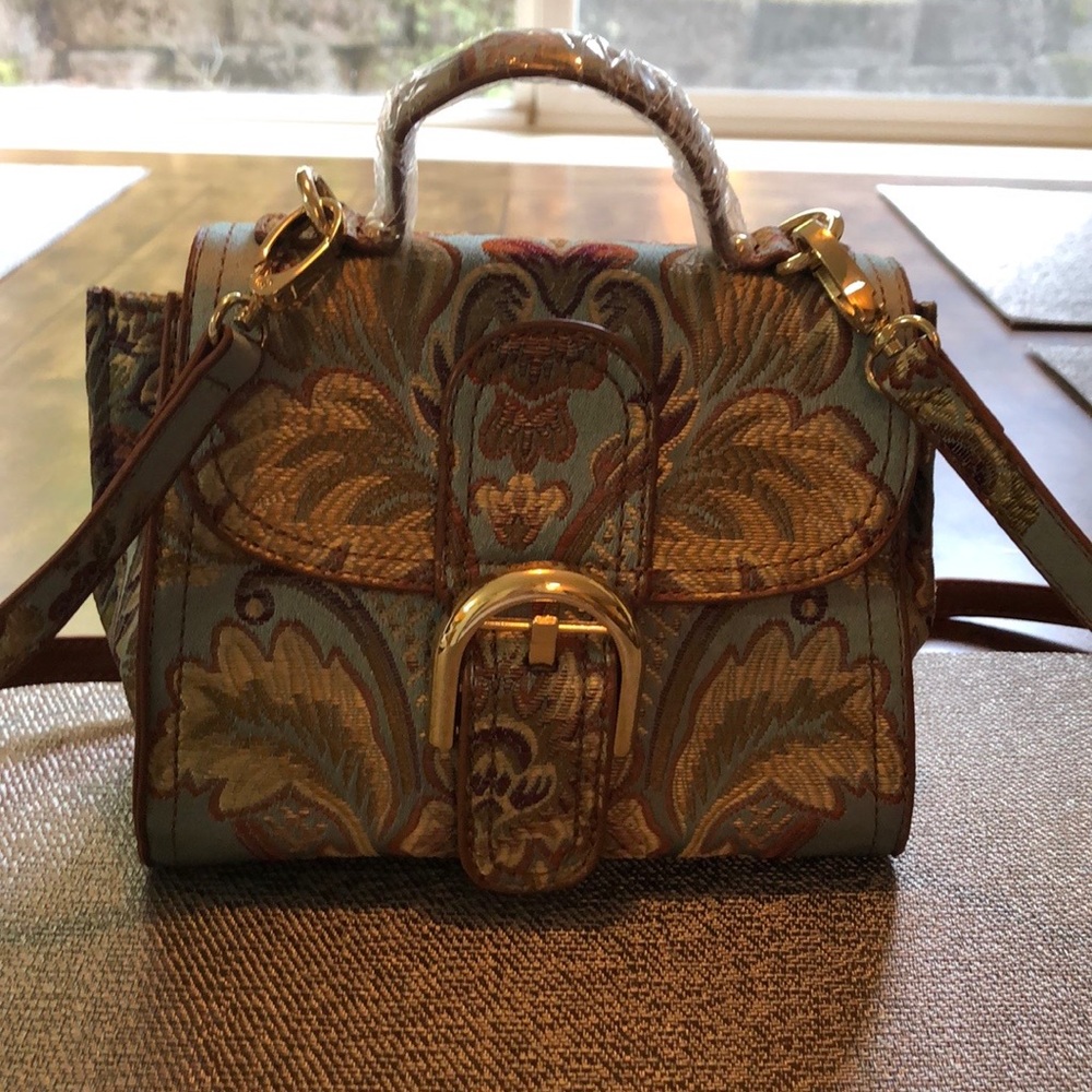 Tapestry Crossbody bag. Pia Rossini.